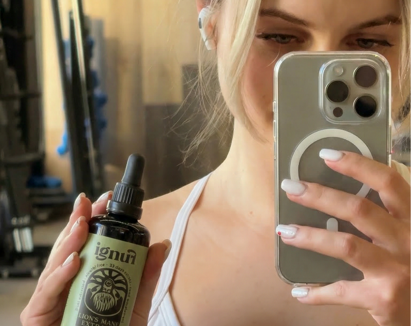 Emma, 30